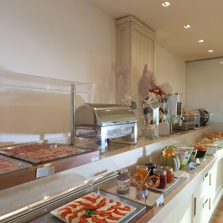 Catalunya Hotel 4*