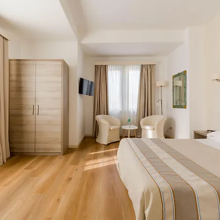 Catalunya Hotel 4*